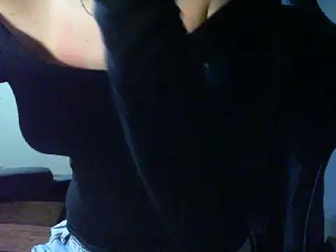 Snapshot of lolit_cat chatting on April 2026 10:48:01 PM lolit cat online show from April 2026 10:48:01 PM