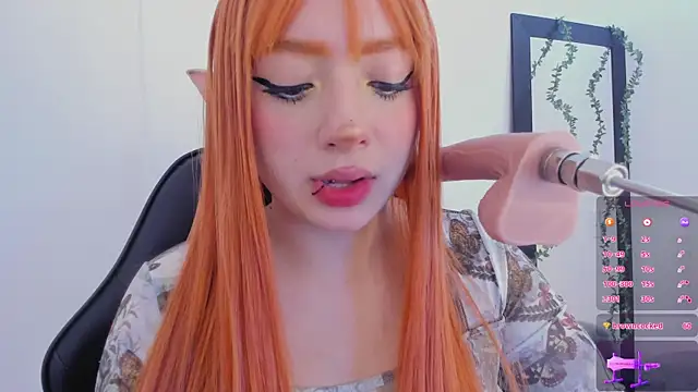 Snapshot of Kloeraize chatting on April 2026 02:00:01 AM Kloeraize online show from April 2026 02:00:01 AM