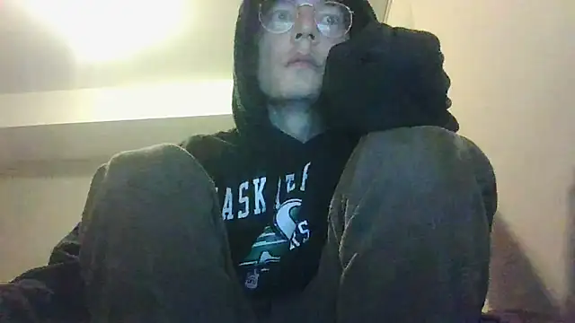 Snapshot of KinkyKittyBoy chatting on March 2026 01:10:02 AM KinkyKittyBoy online show from March 2026 01:10:02 AM