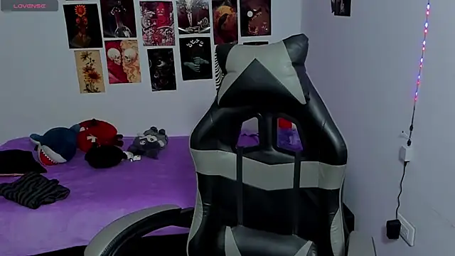 Agarycus 4 online show from May 2026 11:43:02 PM