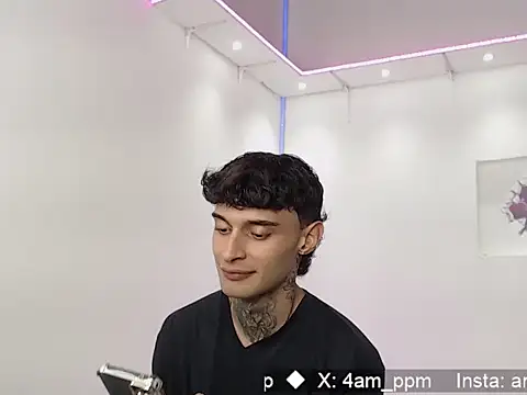 yourxcyberxangel online show from April 2026 02:21:01 PM