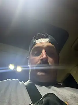 Snapshot of PoundedCajunGuy93 chatting on April 2026 08:29:02 AM PoundedCajunGuy93 online show from April 2026 08:29:02 AM