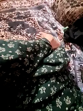 Snapshot of Couple_hot999 chatting on March 2026 01:31:02 AM Couple hot999 online show from March 2026 01:31:02 AM