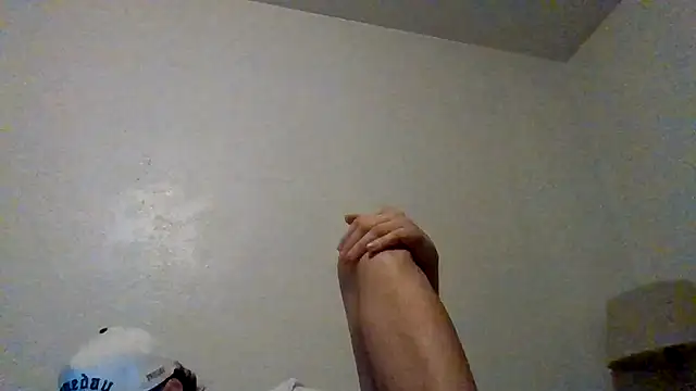 TallHungandCloudy69 online show from March 2026 06:51:01 AM