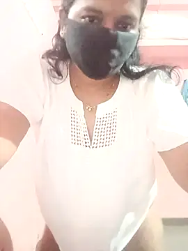 Snapshot of Miss-Dolly07 chatting on March 2026 12:47:01 AM Miss-Dolly07 online show from March 2026 12:47:01 AM