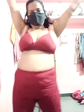 Snapshot of Miss-Dolly07 chatting on April 2026 04:17:02 PM Miss-Dolly07 online show from April 2026 04:17:02 PM