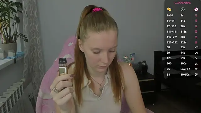 Snapshot of Mary_Blu chatting on November 2025 08:31:02 AM Mary Blu online show from November 2025 08:31:02 AM