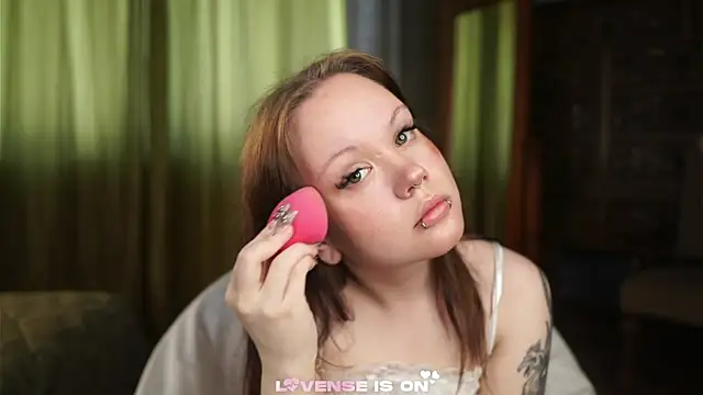 LeahAllsop online show from May 2026 02:39:01 AM