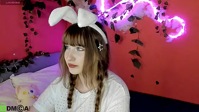 Snapshot of moonlight__67 chatting on April 2026 11:28:01 AM moonlight 67 online show from April 2026 11:28:01 AM