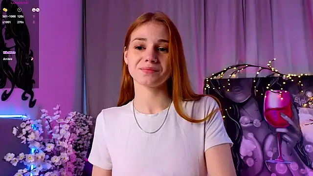 Snapshot of AmyLindsey chatting on April 2026 07:42:01 AM AmyLindsey online show from April 2026 07:42:01 AM