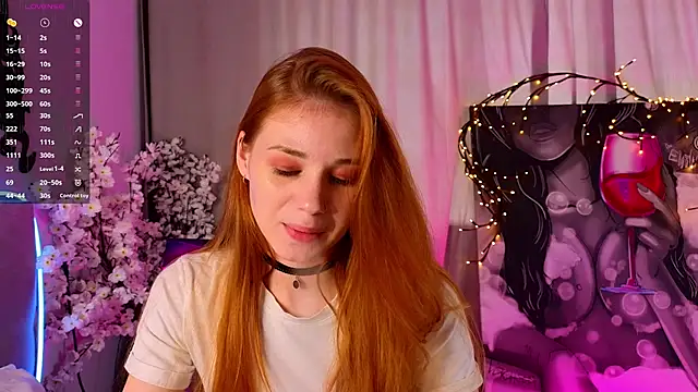 Snapshot of AmyLindsey chatting on April 2026 07:38:02 AM AmyLindsey online show from April 2026 07:38:02 AM