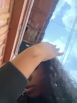 Snapshot of LiaTrainor chatting on April 2026 10:59:01 AM LiaTrainor online show from April 2026 10:59:01 AM