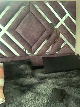 Snapshot of Im_Luuu chatting on March 2026 01:47:01 PM Im Luuu online show from March 2026 01:47:01 PM