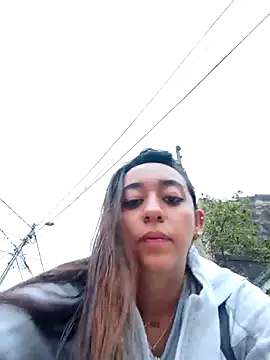 Snapshot of Im_Luuu chatting on April 2026 11:08:01 AM Im Luuu online show from April 2026 11:08:01 AM