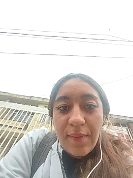 Snapshot of Im_Luuu chatting on April 2026 11:27:01 AM Im Luuu online show from April 2026 11:27:01 AM