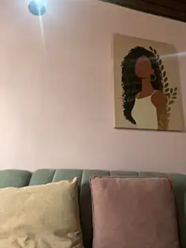 Snapshot of Im_Luuu chatting on April 2026 12:28:02 PM Im Luuu online show from April 2026 12:28:02 PM