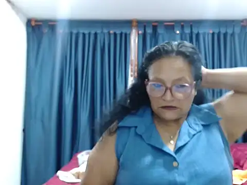 Snapshot of _BellaNocturna chatting on March 2026 11:08:01 PM BellaNocturna online show from March 2026 11:08:01 PM