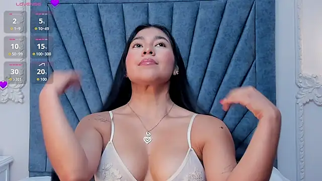 Snapshot of Leandra-Johnson chatting on April 2026 02:26:01 PM Leandra-Johnson online show from April 2026 02:26:01 PM