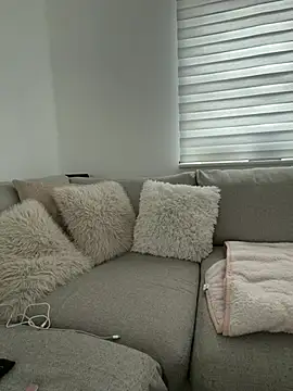 Snapshot of CherryVenomm chatting on March 2026 11:43:02 AM CherryVenomm online show from March 2026 11:43:02 AM