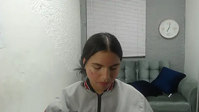 kimmyfuckass online show from April 2026 12:17:02 PM