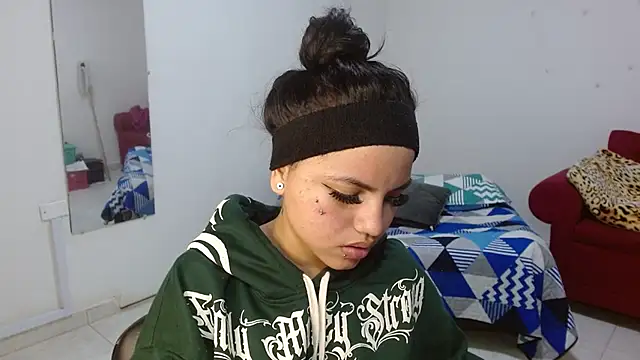 kimmyfuckass online show from June 2026 01:25:02 PM