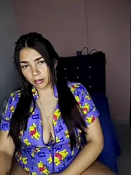 Dulce06 online show from June 2026 04:50:02 AM