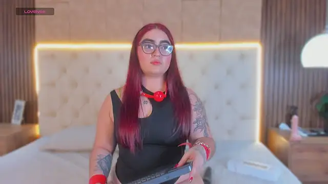 apriilfox online show from April 2026 03:55:01 AM