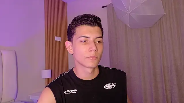 Snapshot of nicocrown chatting on March 2026 07:51:02 PM nicocrown online show from March 2026 07:51:02 PM