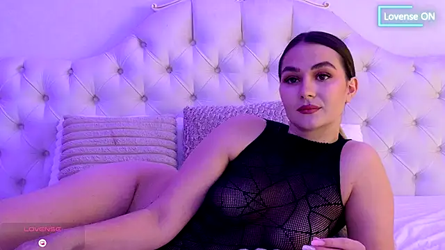 Snapshot of pr1nc3sss chatting on March 2026 04:20:01 AM pr1nc3sss online show from March 2026 04:20:01 AM