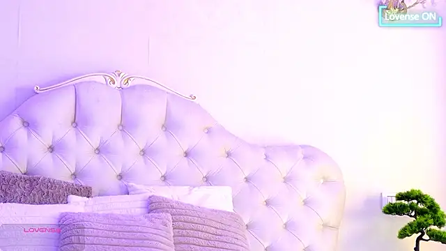 Snapshot of pr1nc3sss chatting on March 2026 07:03:02 AM pr1nc3sss online show from March 2026 07:03:02 AM