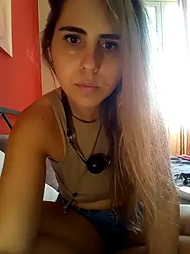 Snapshot of Emilyvuxa chatting on March 2026 12:44:02 PM Emilyvuxa online show from March 2026 12:44:02 PM