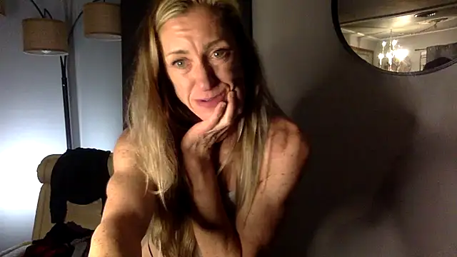 Snapshot of Saigecoach1 chatting on March 2026 04:08:02 AM Saigecoach1 online show from March 2026 04:08:02 AM