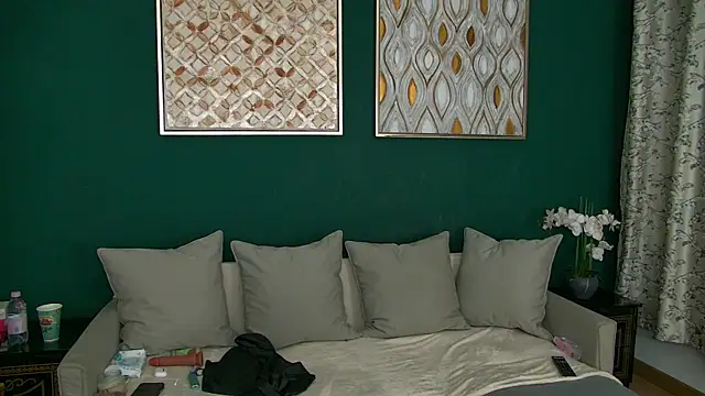 SkinnyNatty online show from April 2026 03:48:01 AM