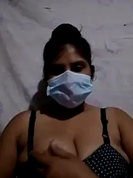 Snapshot of nilkirilli chatting on March 2026 10:32:01 PM nilkirilli online show from March 2026 10:32:01 PM