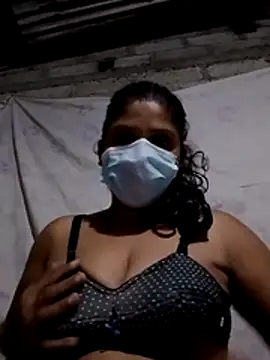 Snapshot of nilkirilli chatting on April 2026 11:32:02 PM nilkirilli online show from April 2026 11:32:02 PM