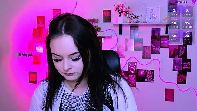 Snapshot of miss_courtney_ chatting on March 2026 09:45:01 AM miss courtney online show from March 2026 09:45:01 AM