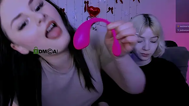 Snapshot of miss_courtney_ chatting on March 2026 10:48:01 AM miss courtney online show from March 2026 10:48:01 AM