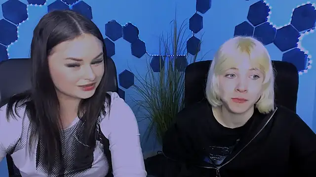 Snapshot of miss_courtney_ chatting on April 2026 08:50:02 AM miss courtney online show from April 2026 08:50:02 AM