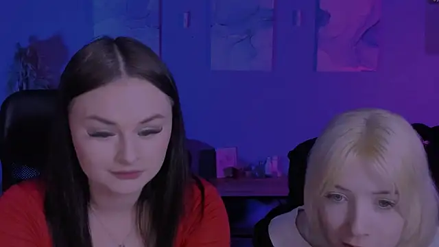 Snapshot of miss_courtney_ chatting on April 2026 09:01:01 AM miss courtney online show from April 2026 09:01:01 AM