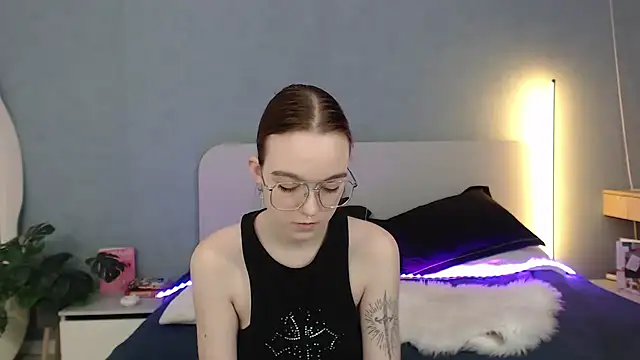 Snapshot of SunyLily chatting on March 2026 12:21:01 AM SunyLily online show from March 2026 12:21:01 AM