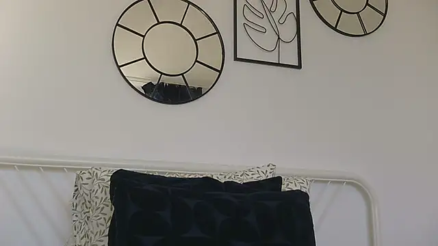 Snapshot of CelineThompson chatting on April 2026 01:33:02 PM CelineThompson online show from April 2026 01:33:02 PM