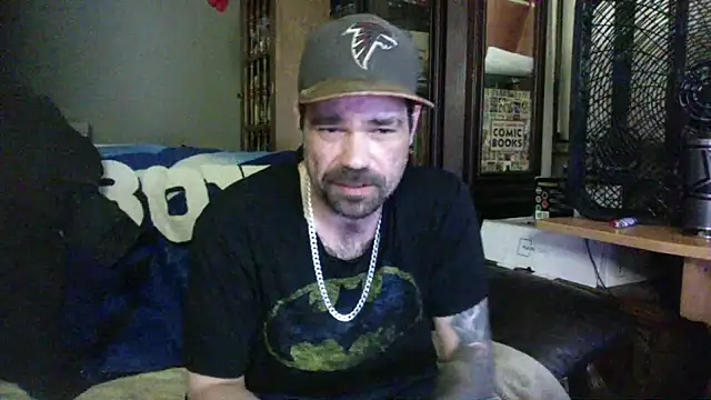 Snapshot of KinkyTOMan chatting on May 2026 01:36:02 AM KinkyTOMan online show from May 2026 01:36:02 AM