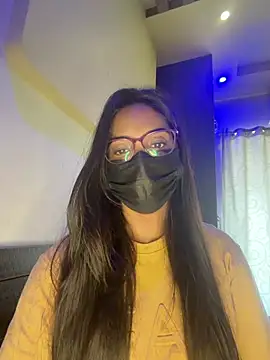 Snapshot of nikki_catz chatting on May 2026 04:51:01 AM nikki catz online show from May 2026 04:51:01 AM
