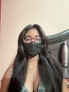 nikki catz online show from July 2026 04:42:02 PM