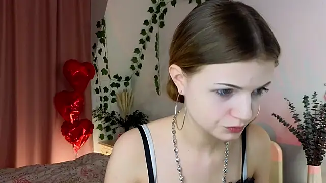 Snapshot of Enji_Rey chatting on April 2026 12:16:02 AM Enji Rey online show from April 2026 12:16:02 AM