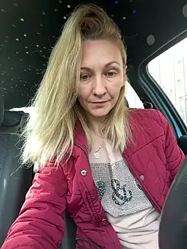 Snapshot of Secret_Ladyx chatting on March 2026 06:41:03 AM Secret Ladyx online show from March 2026 06:41:03 AM