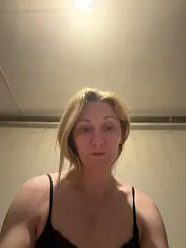 Snapshot of Secret_Ladyx chatting on March 2026 08:30:02 PM Secret Ladyx online show from March 2026 08:30:02 PM