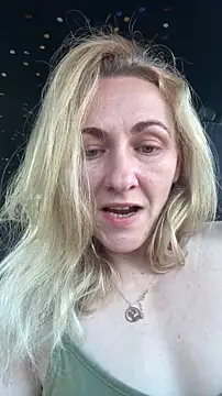 Snapshot of Secret_Ladyx chatting on April 2026 04:46:01 AM Secret Ladyx online show from April 2026 04:46:01 AM