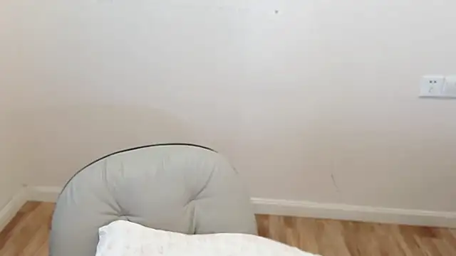 Snapshot of jinxiyao01 chatting on April 2026 09:12:01 AM jinxiyao01 online show from April 2026 09:12:01 AM