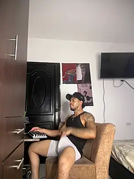 Snapshot of Kenny_romano chatting on July 2026 04:32:02 PM Kenny romano online show from July 2026 04:32:02 PM